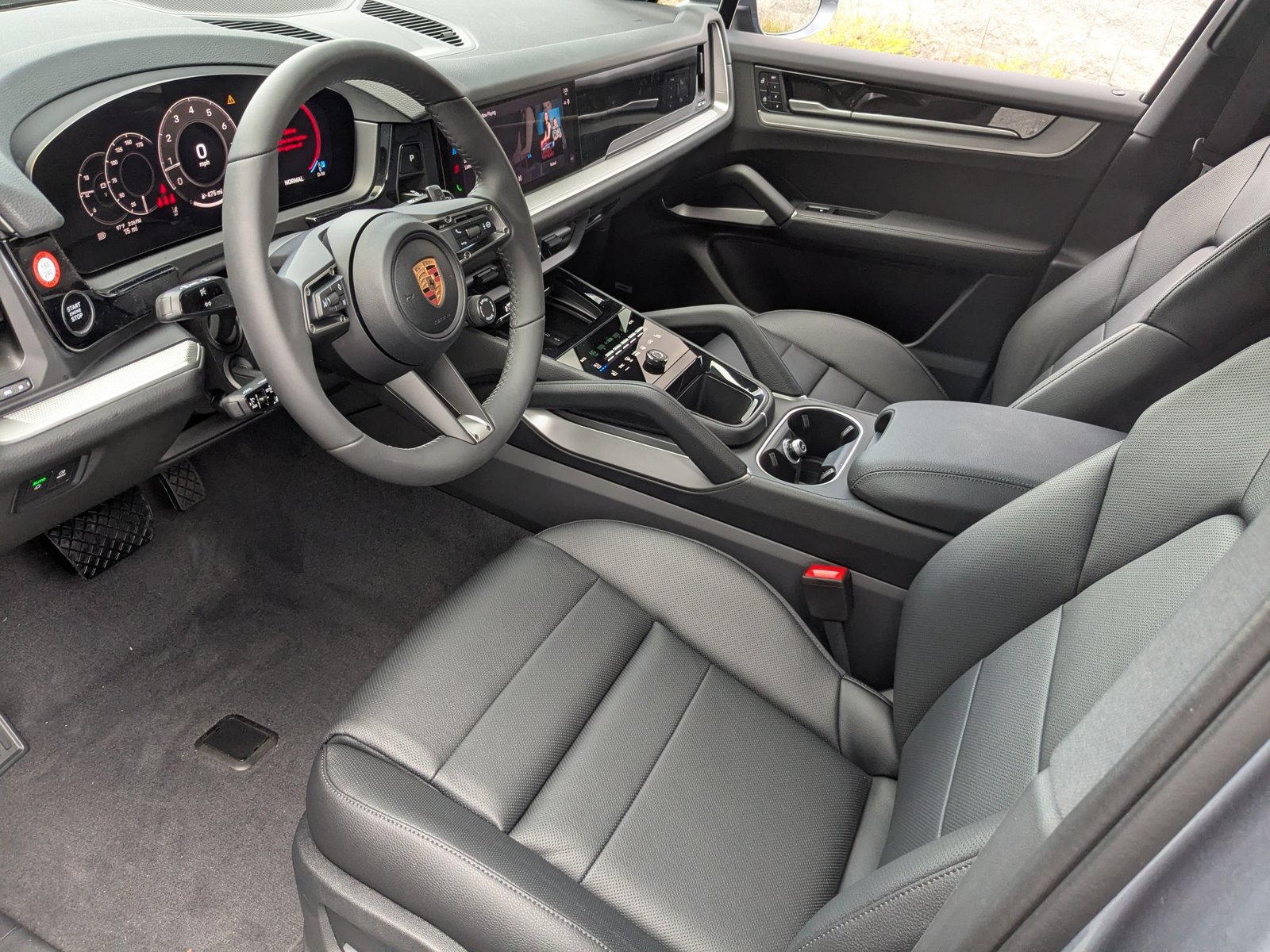 New 2026 Porsche Cayenne AWD/4WD image 4