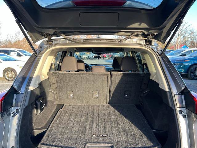 Certified 2021 Nissan Rogue SV image 16