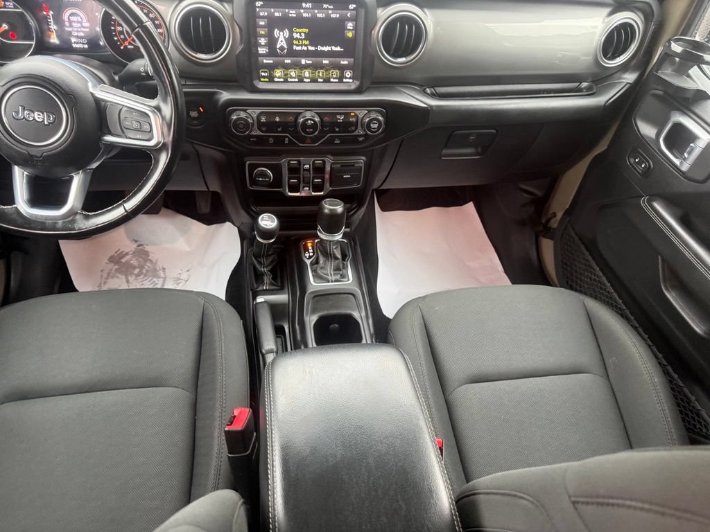 Certified 2020 Jeep Gladiator Overland AWD/4WD image 49
