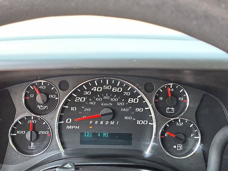 Used 2014 Chevrolet Express 3500 Extended RWD image 19