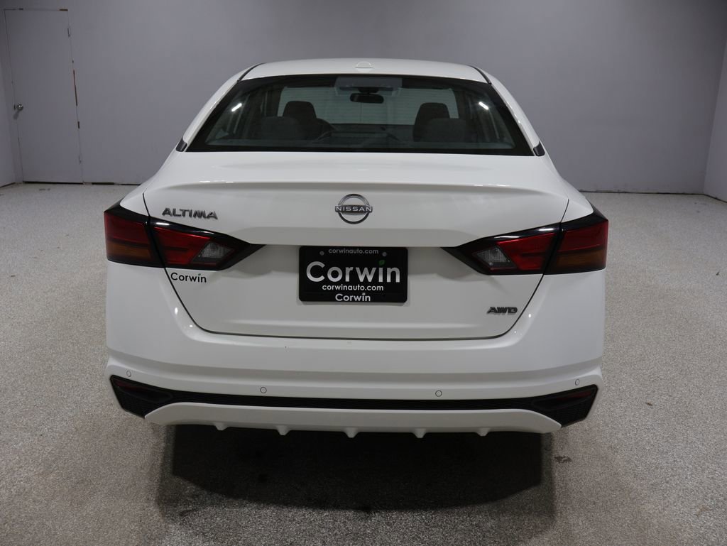 Used 2025 Nissan Altima 2.5 SV AWD/4WD video 3
