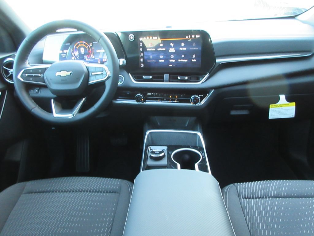 New 2026 Chevrolet Equinox LT w/ Safety and Technology Package AWD/4WD image 15