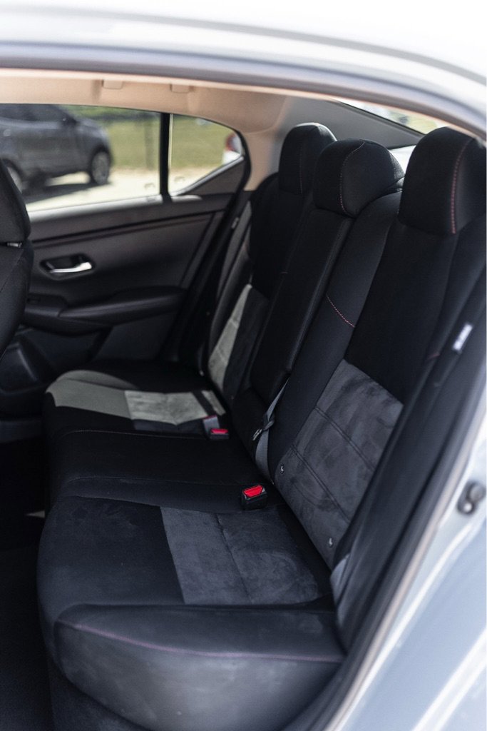 Used 2024 Nissan Sentra SR FWD image 8