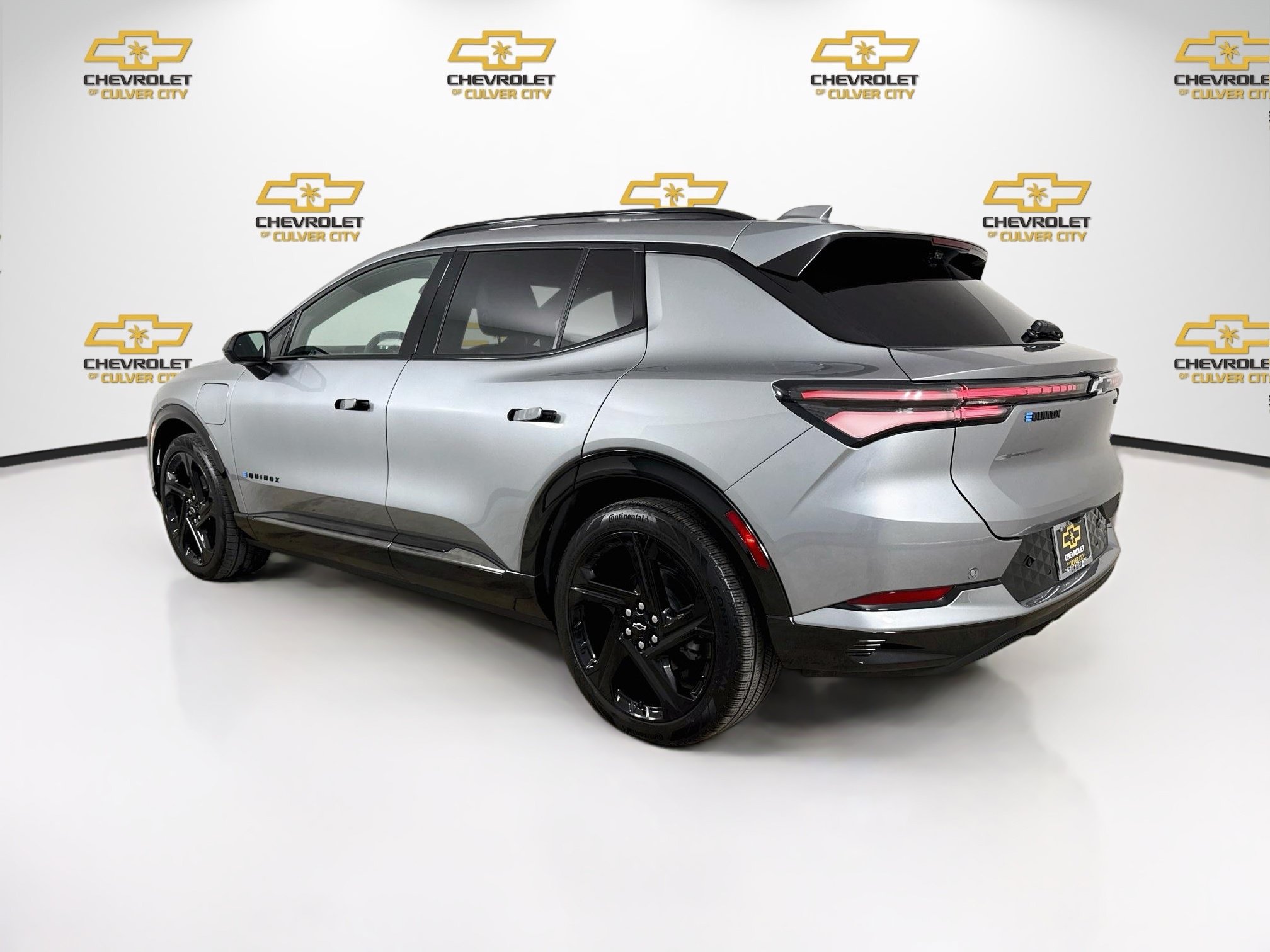 Used 2025 Chevrolet Equinox EV RS w/ Convenience Package II FWD image 6