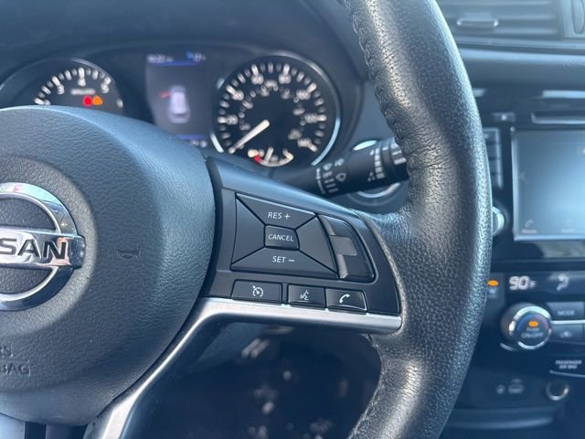 Used 2020 Nissan Rogue SV image 13