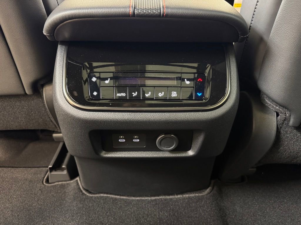 New 2026 Nissan Armada PRO-4X AWD/4WD image 24
