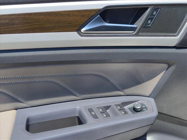 Used 2021 Volkswagen Atlas SE FWD image 11