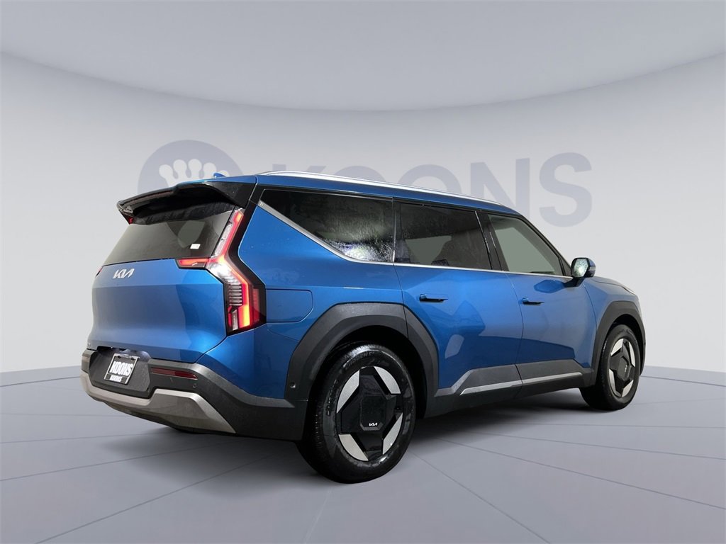 New 2026 Kia EV9 Wind image 5