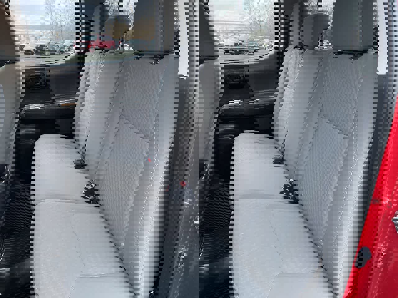 Used 2020 Toyota Tacoma SR5 image 18