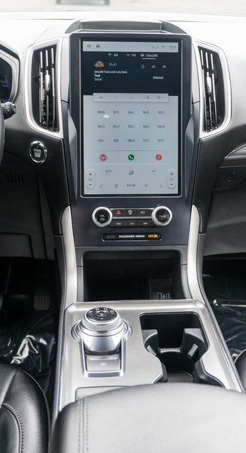 Used 2022 Ford Edge SEL AWD/4WD image 15