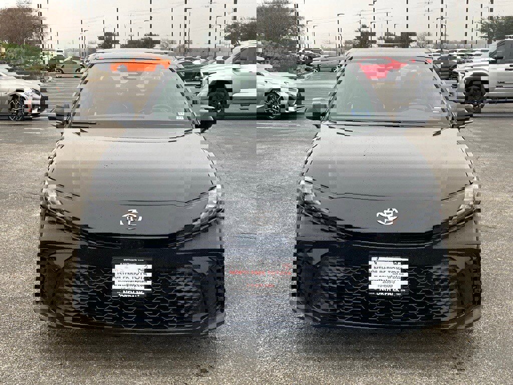 Certified 2025 Toyota Camry SE image 2