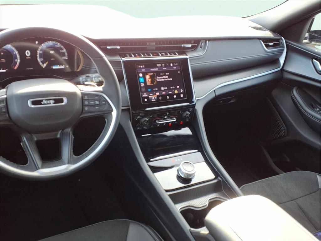 New 2025 Jeep Grand Cherokee 4WD image 5