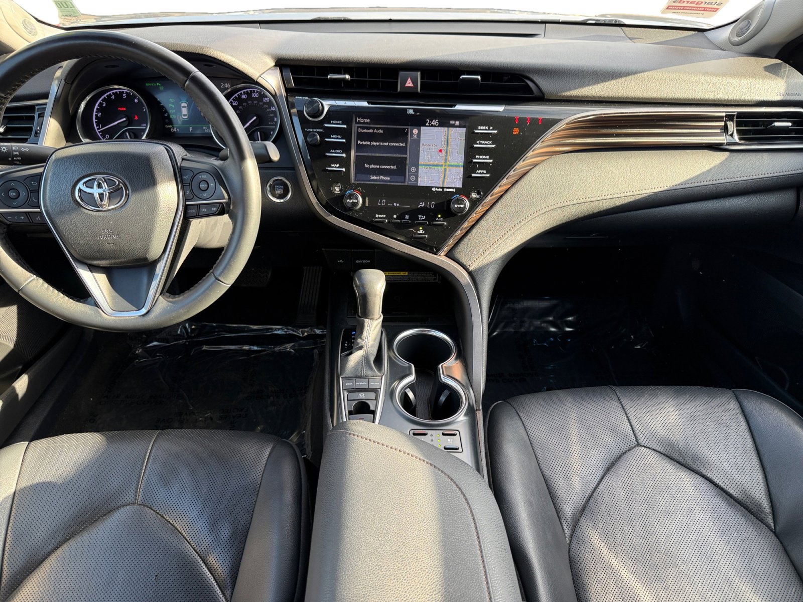 Used 2020 Toyota Camry XLE image 10