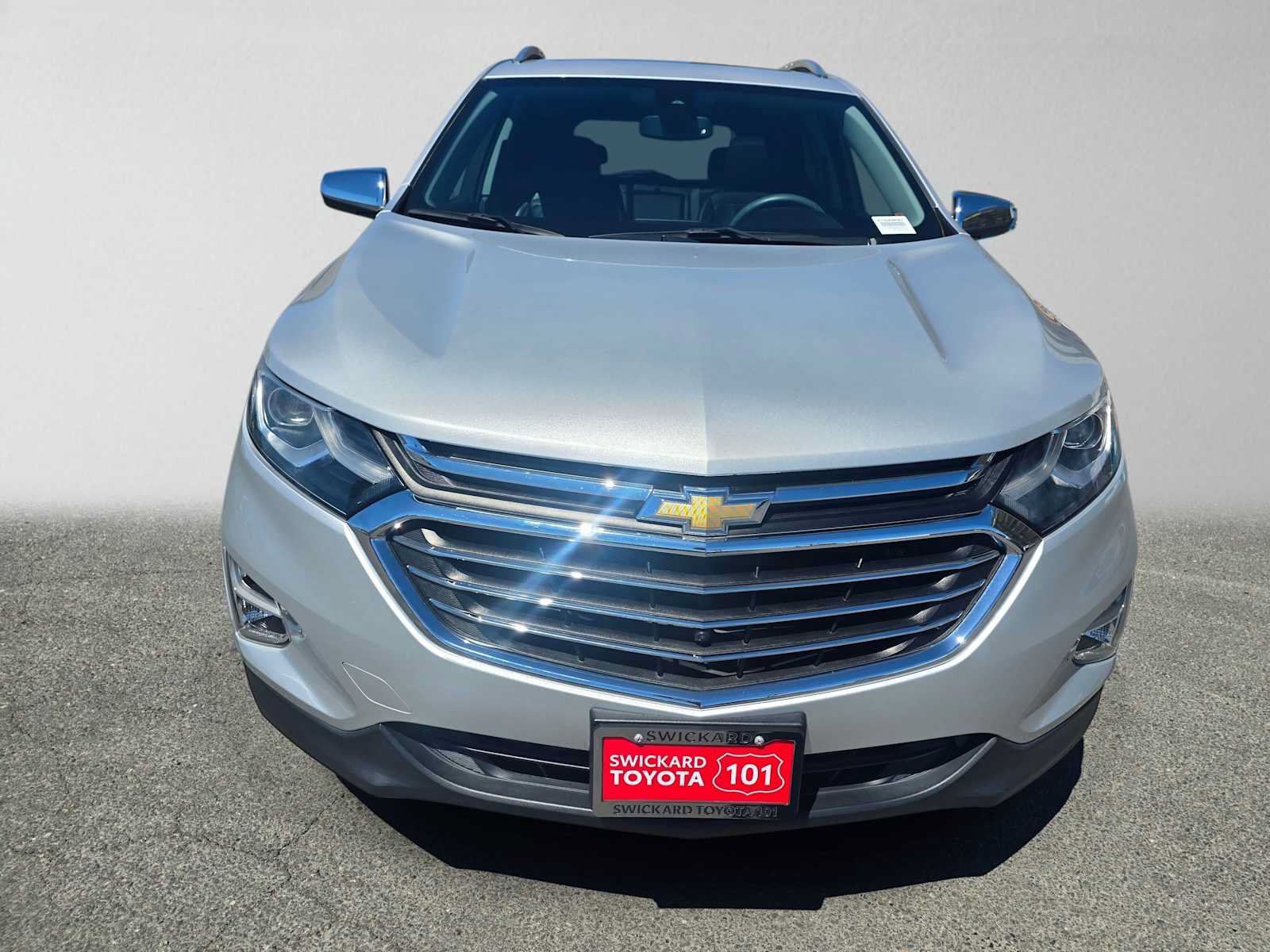Used 2018 Chevrolet Equinox Premier AWD/4WD image 8