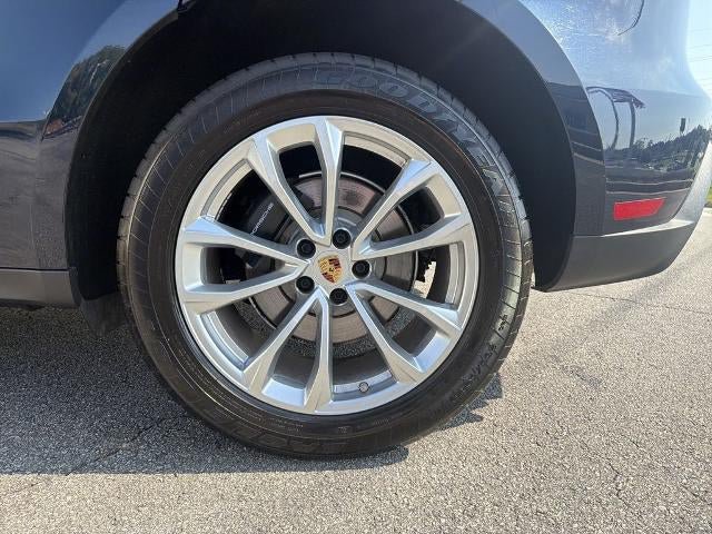 Used 2023 Porsche Macan AWD/4WD image 20