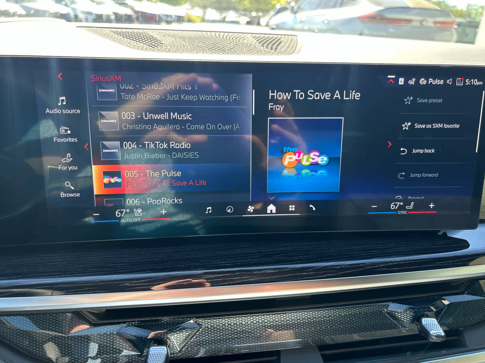 Used 2026 BMW X5 xDrive50e w/ M Sport Package image 32