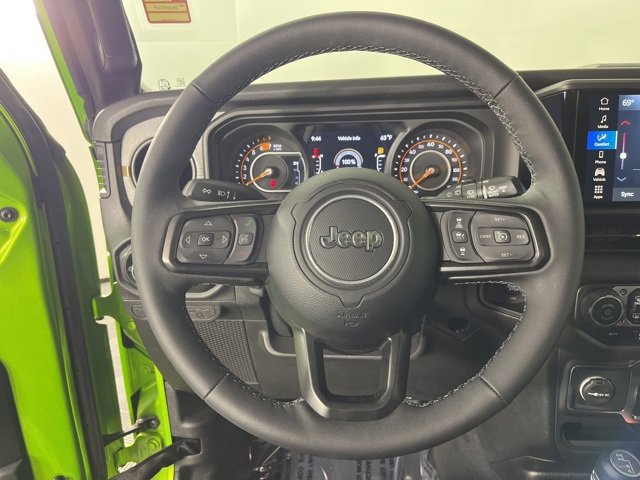 Used 2025 Jeep Wrangler Sport image 8