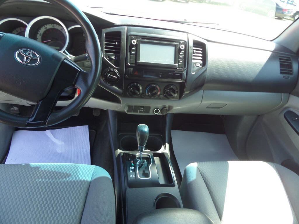 Used 2014 Toyota Tacoma 4x4 Double Cab image 8