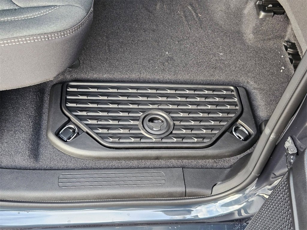 New 2026 RAM 1500 4x4 Crew Cab image 17