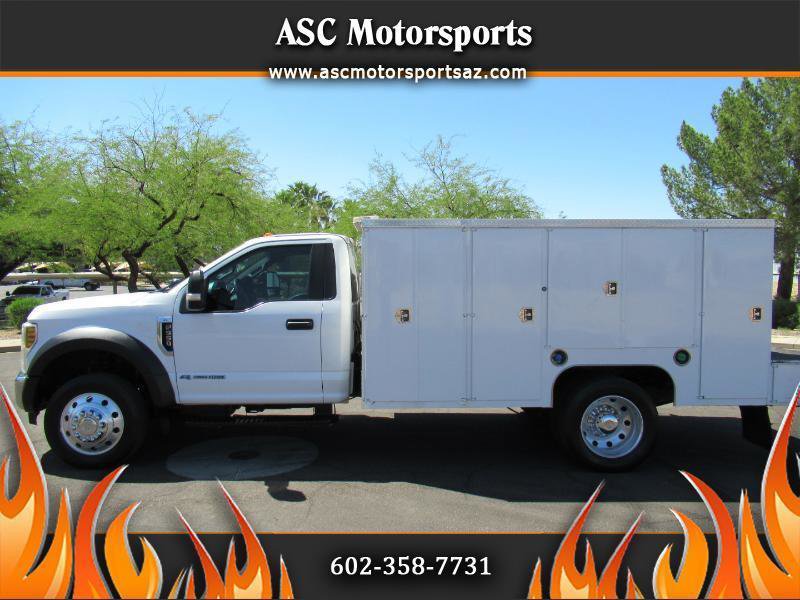 Used 2019 Ford F550 2WD Regular Cab Super Duty image 1