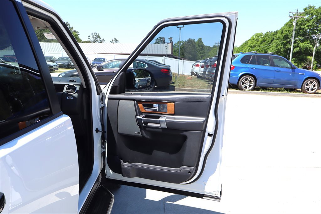 Used 2016 Land Rover LR4 HSE LUX AWD/4WD image 40