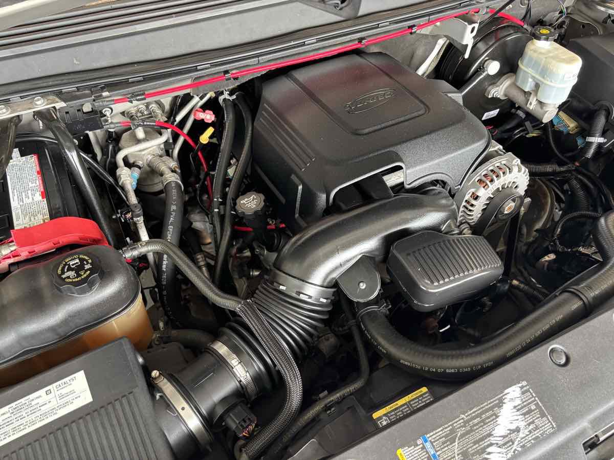 Used 2008 Chevrolet Suburban LS image 29