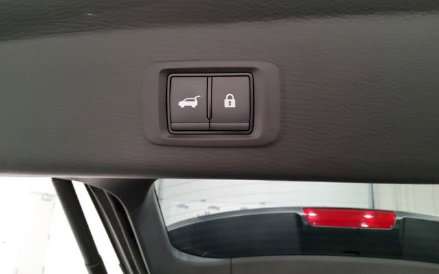Used 2024 Mitsubishi Outlander SE image 13