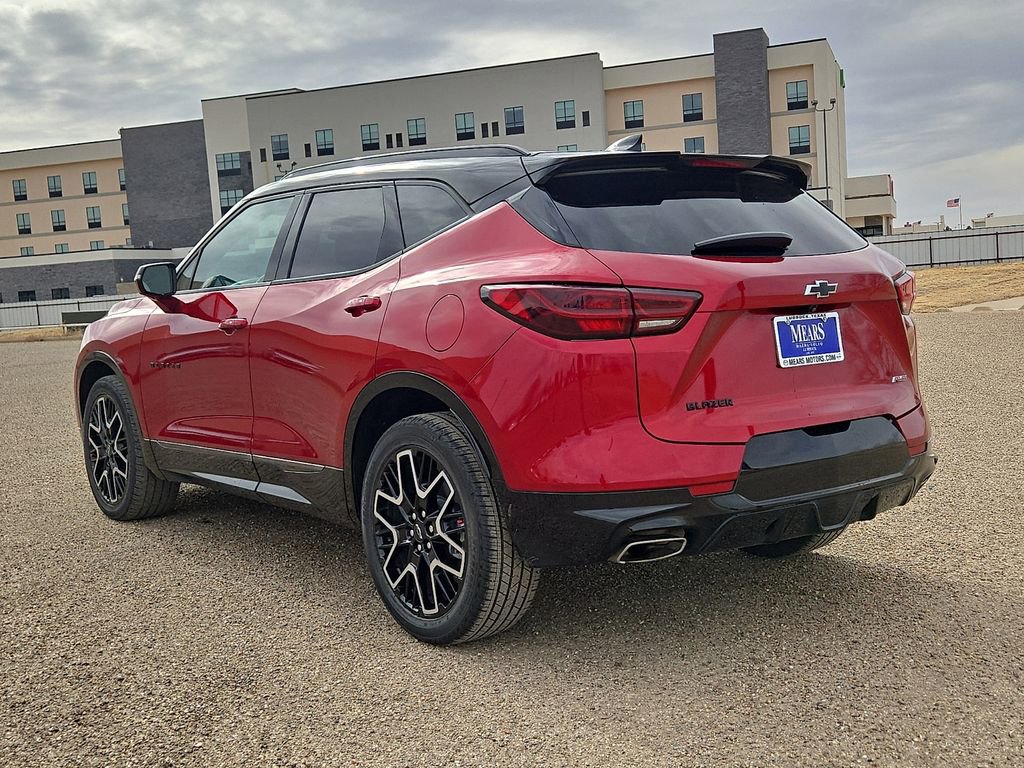 Used 2023 Chevrolet Blazer RS w/ Enhanced Convenience Package image 3