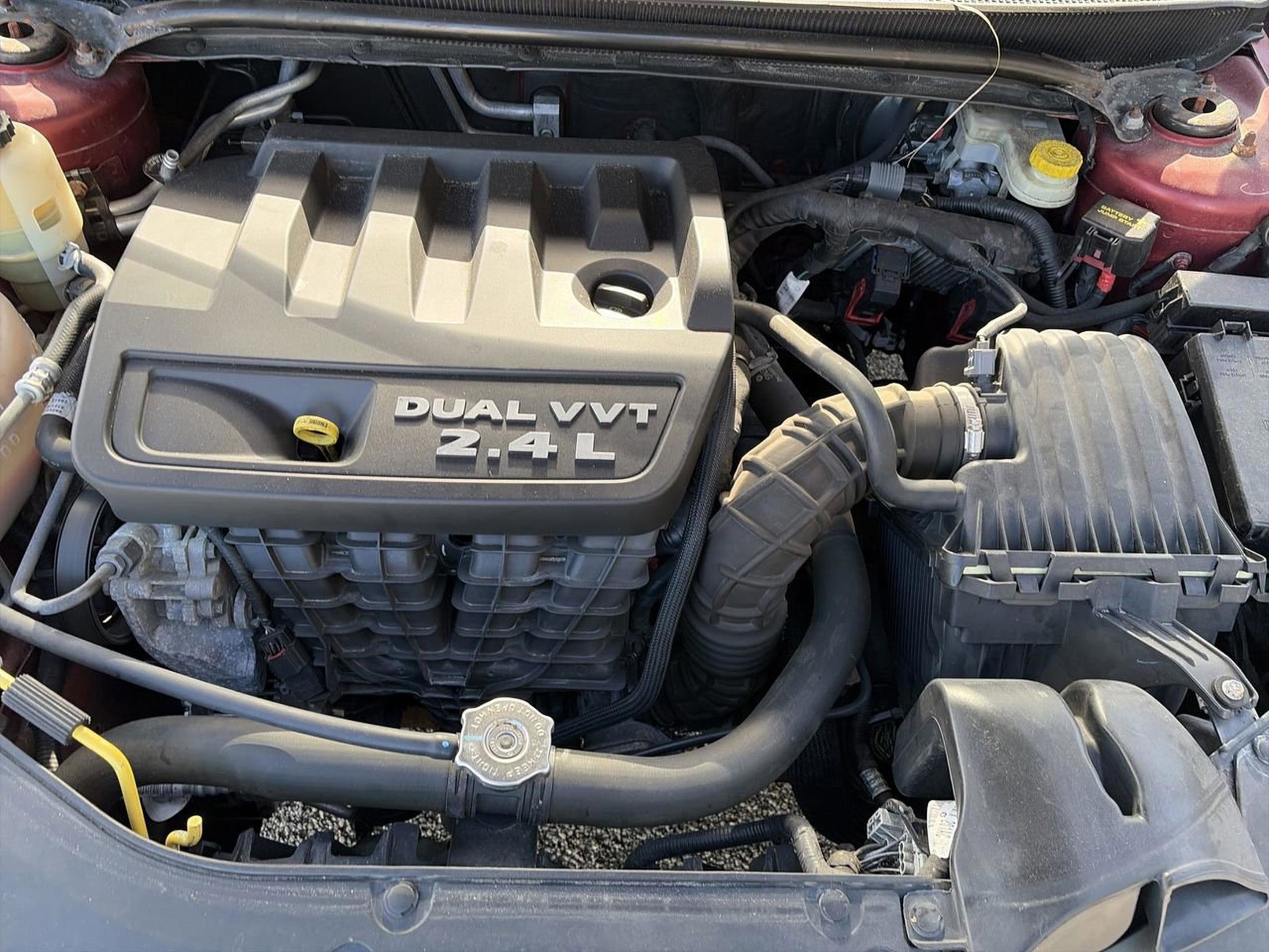 Used 2012 Chrysler 200 Touring image 22