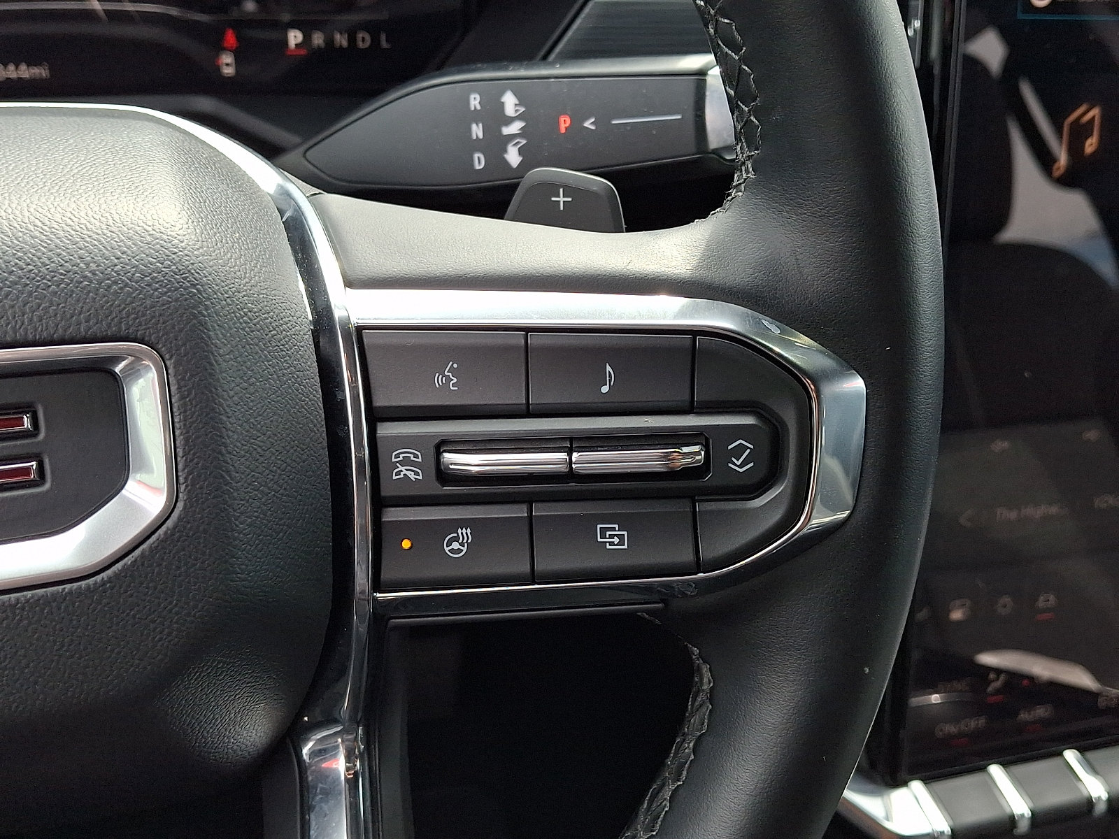 Used 2025 GMC Acadia Elevation AWD/4WD image 26