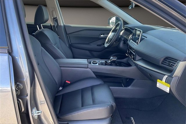 New 2026 Nissan Rogue SV image 11