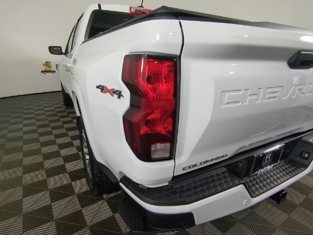 Used 2025 Chevrolet Colorado LT w/ Advanced Trailering Package AWD/4WD image 31