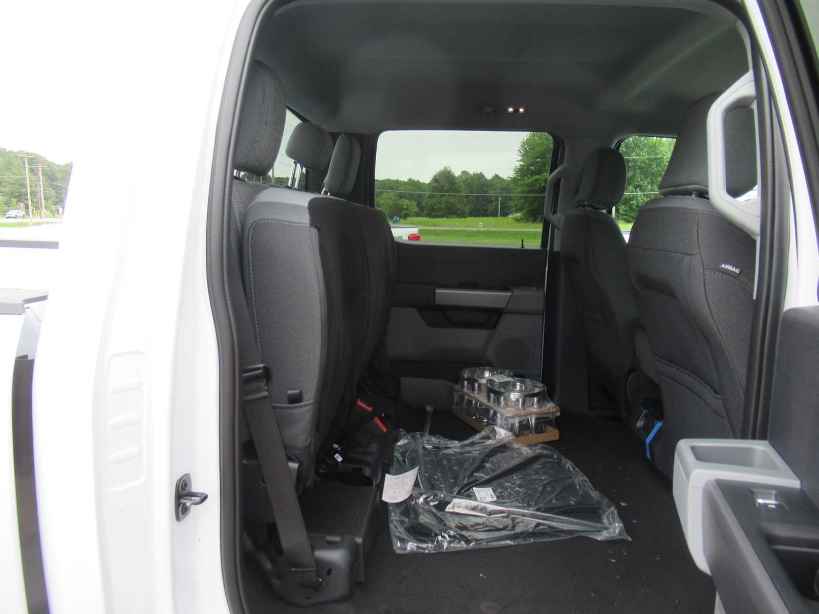 New 2026 Ford F350 XLT AWD/4WD image 15