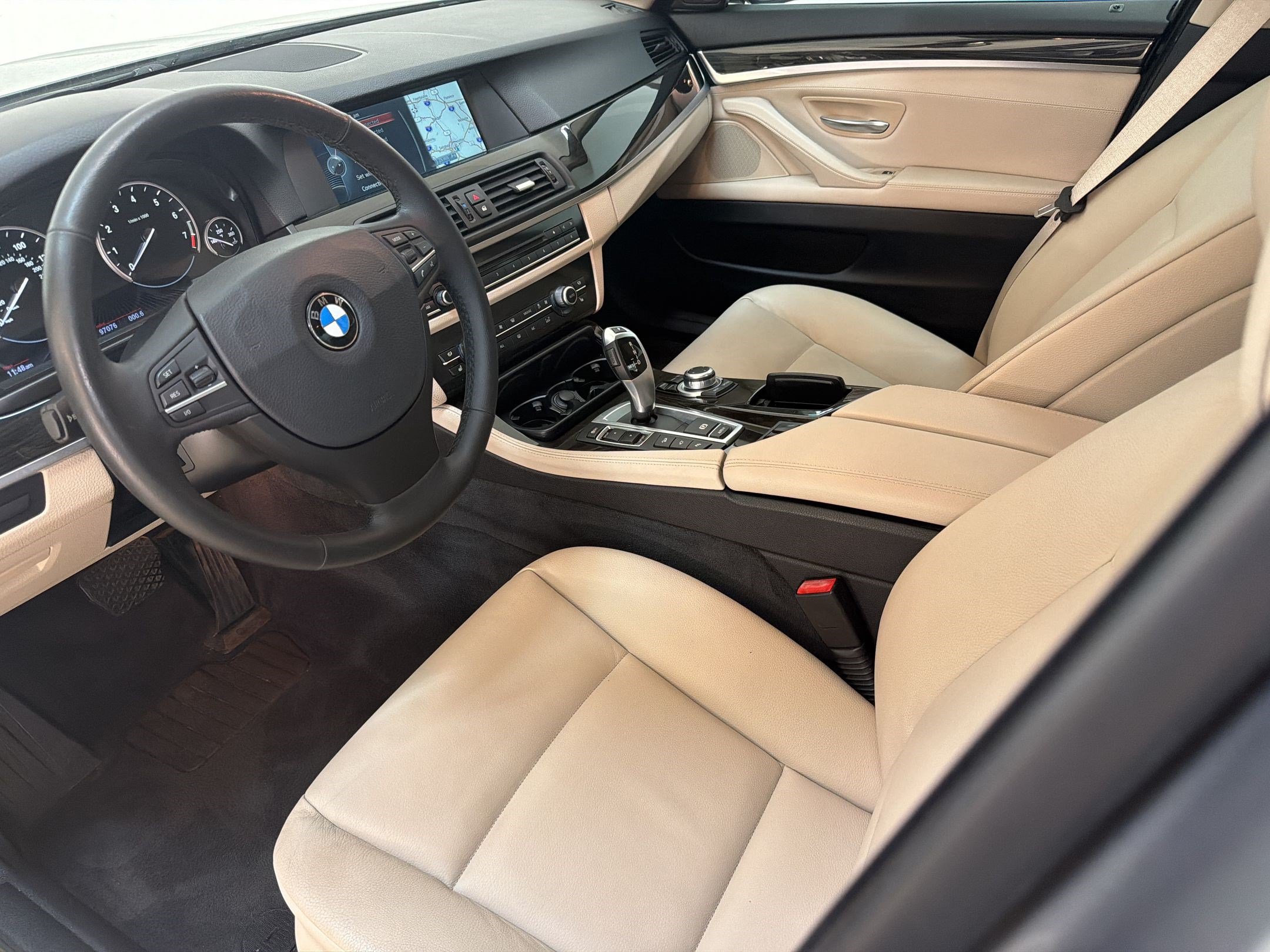 Used 2013 BMW 535i xDrive Sedan AWD/4WD image 4
