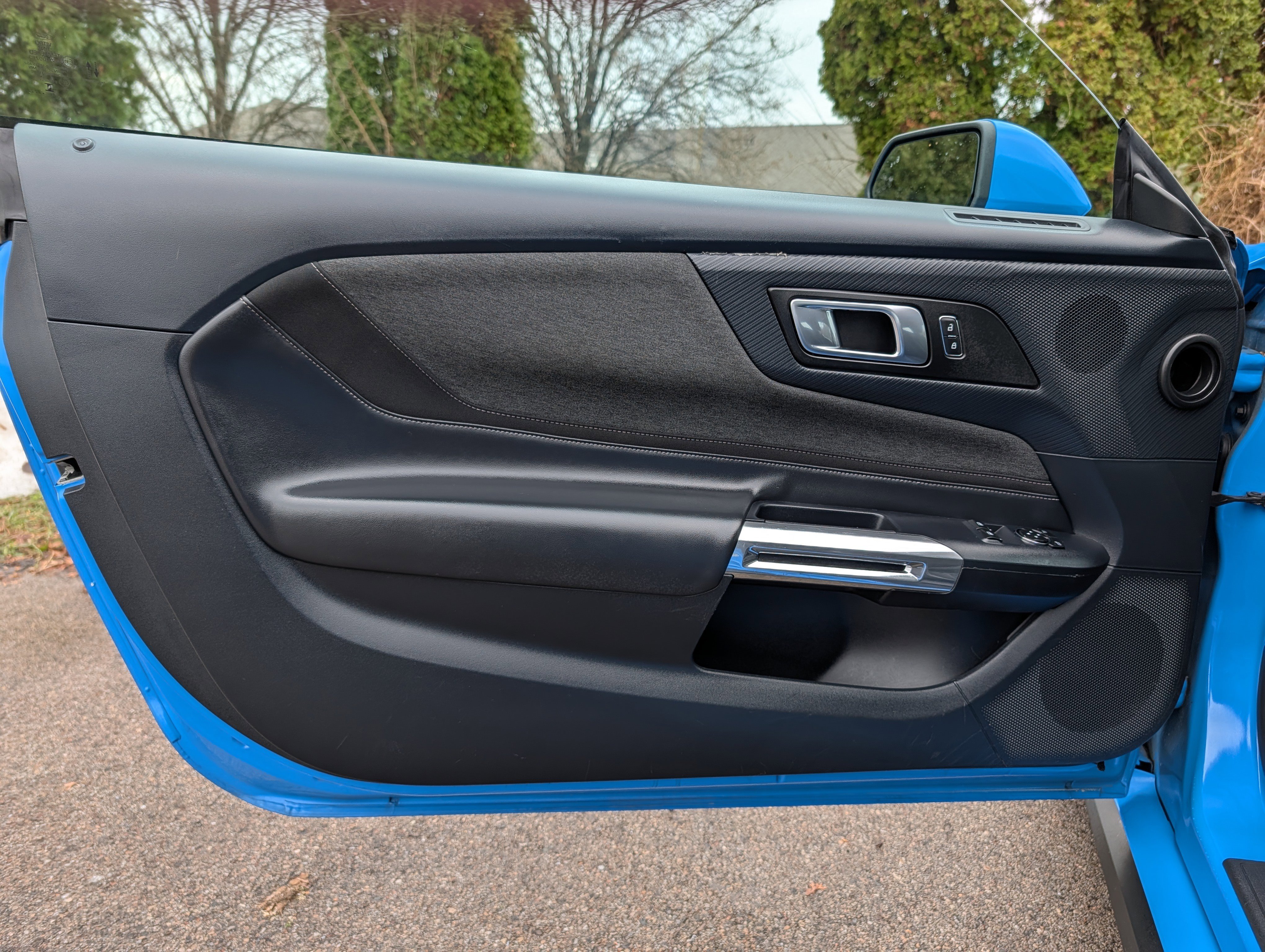 Used 2024 Ford Mustang Coupe image 27