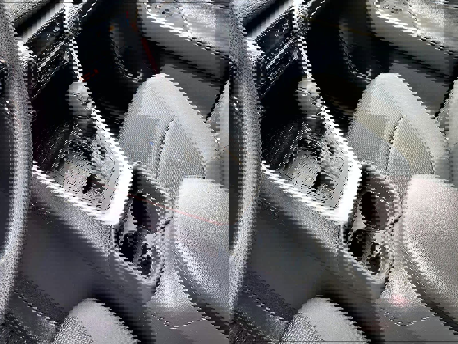 Used 2019 Toyota RAV4 LE image 20