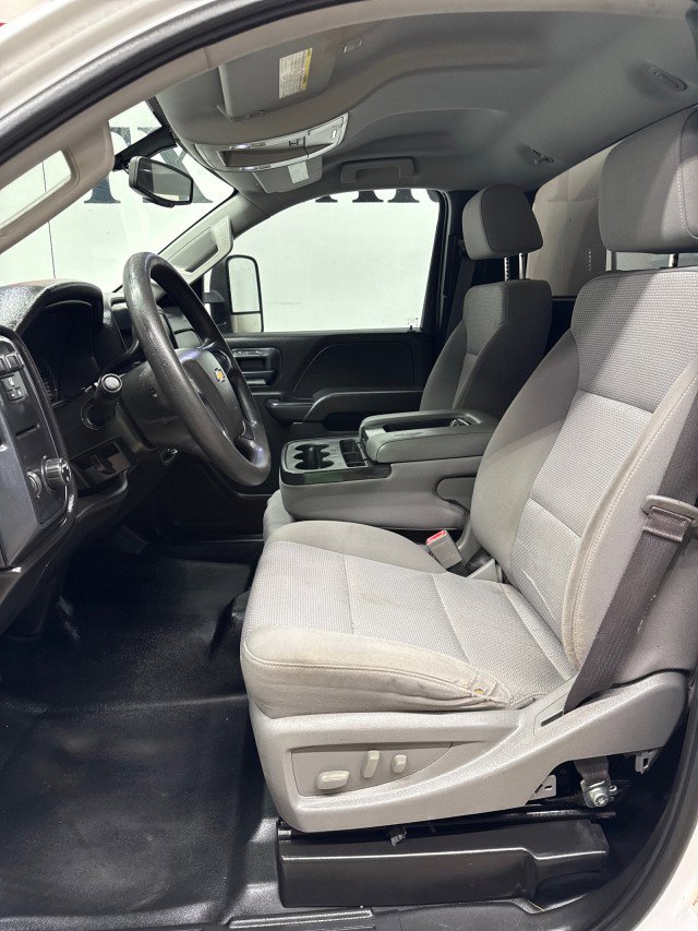 Used 2017 Chevrolet Silverado 3500 W/T image 29