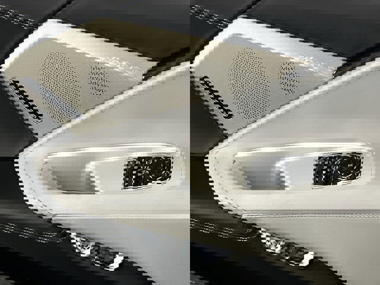 Used 2020 Chevrolet Corvette Stingray Premium Cpe w/ 3LT Preferred Equipment Group image 18