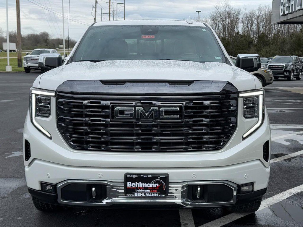 Used 2024 GMC Sierra 1500 Denali Ultimate AWD/4WD image 12