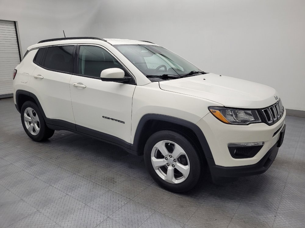 Used 2019 Jeep Compass Latitude w/ Cold Weather Group image 11