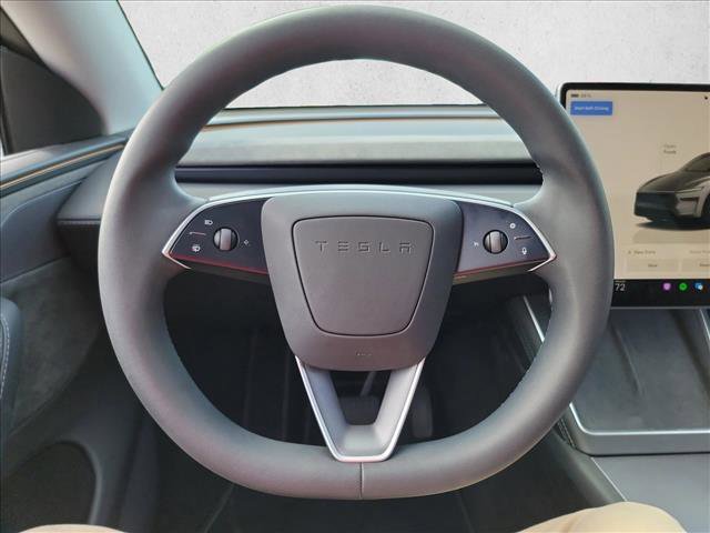 Used 2026 Tesla Model Y Long Range AWD/4WD image 19