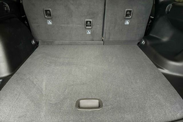 New 2025 Jeep Grand Cherokee Limited image 12