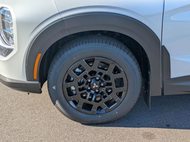 New 2026 Mitsubishi Outlander Trail Edition image 9