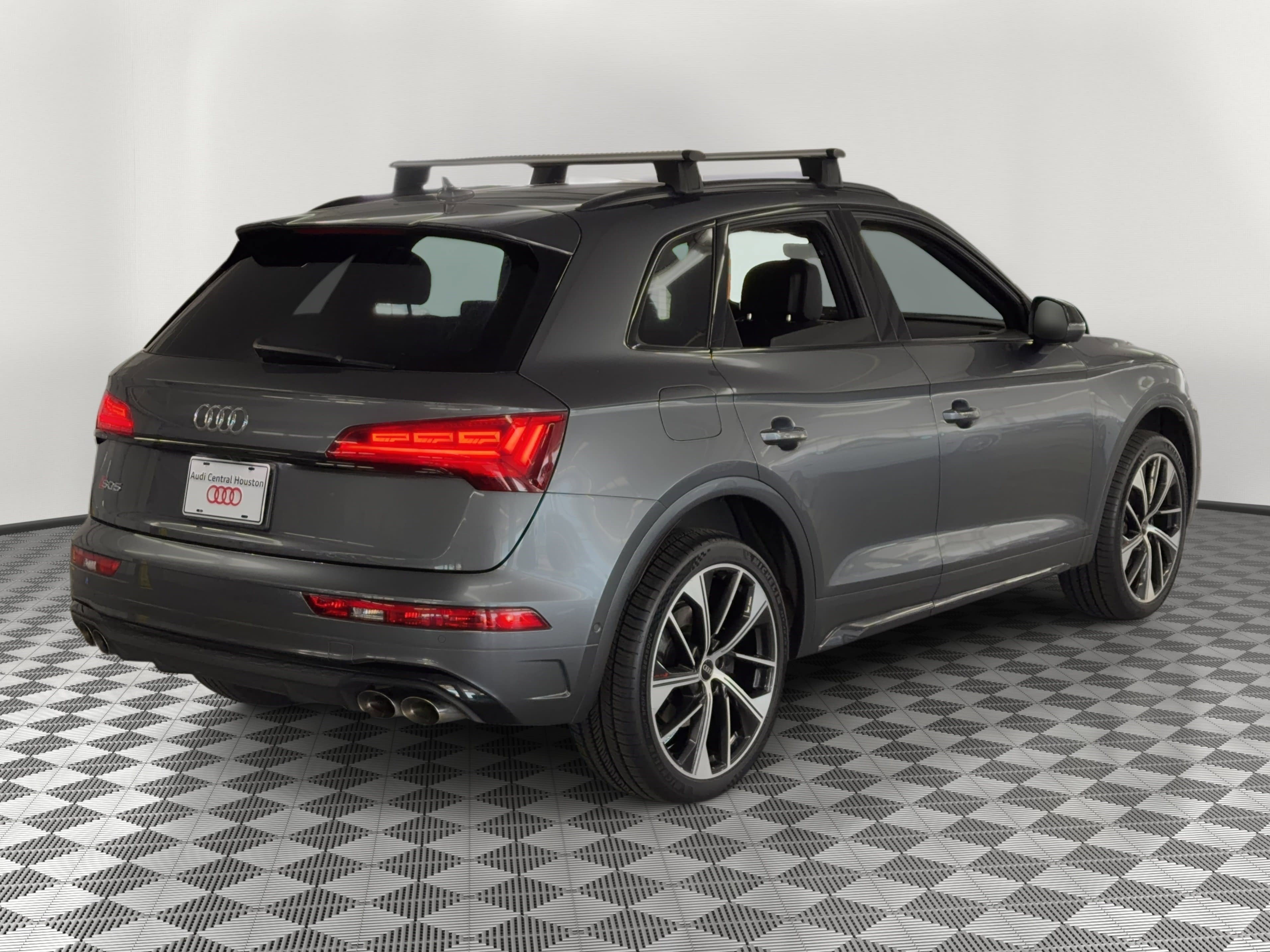 Certified 2021 Audi SQ5 Prestige w/ Prestige Package AWD/4WD image 9