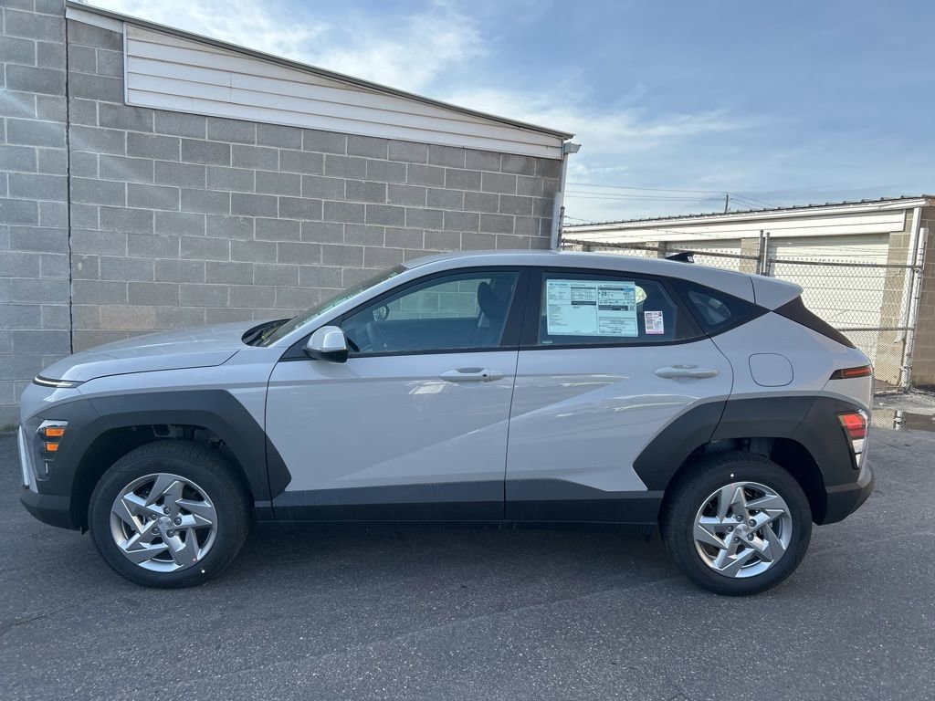 New 2026 Hyundai Kona SE image 7