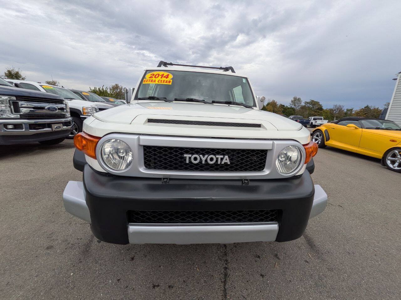 Used 2014 Toyota FJ Cruiser 2WD w/ Convenience Package image 5