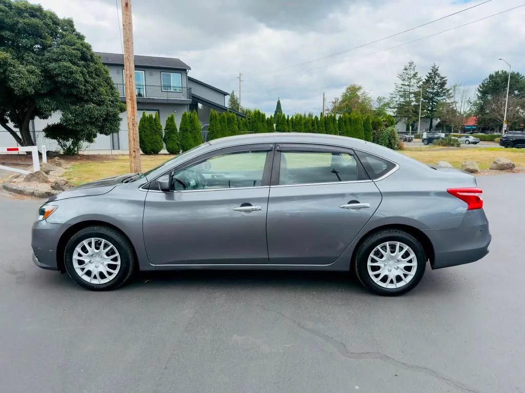 Used 2019 Nissan Sentra S FWD image 2