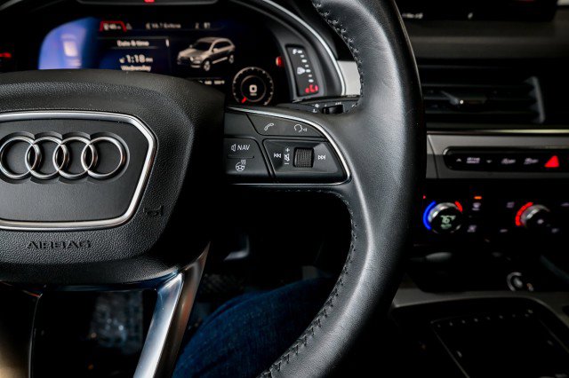 Used 2019 Audi Q7 2.0T Premium w/ Cold Weather Package image 35