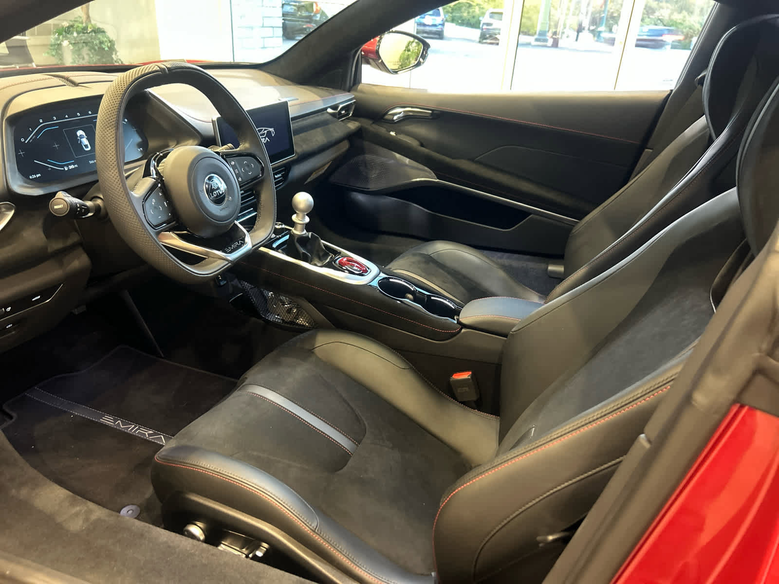 New 2025 Lotus Emira image 5