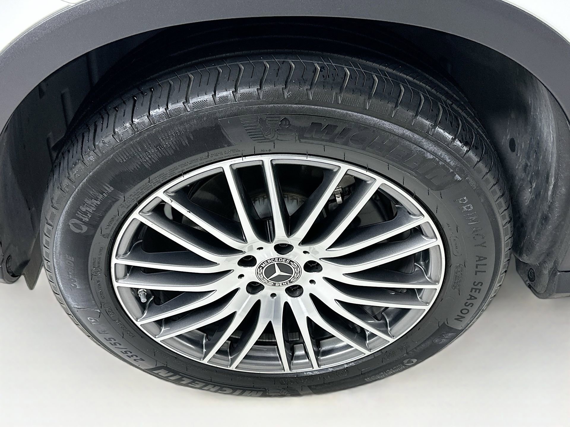 Certified 2025 Mercedes-Benz GLC 300 4MATIC image 32